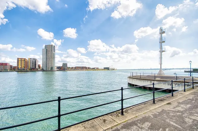Photo 3 — Calshot Court, Ocean Village, SOUTHAMPTON, Hampshire, SO14 3GR