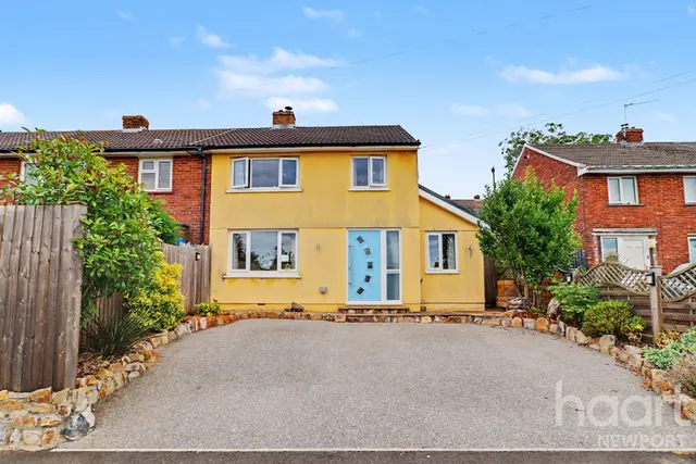 Tudor Crescent, Newport, NP10, photo 1