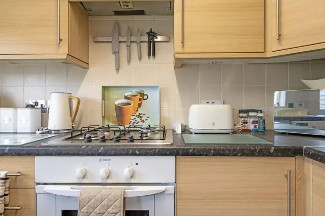 Greyfriars Close, Scunthorpe, DN17, photo 3