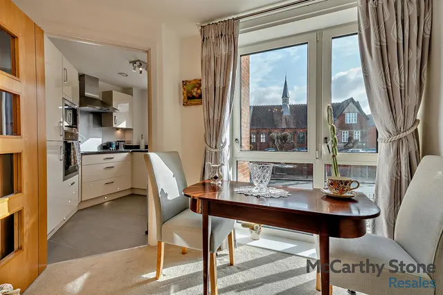 St. Johns Road, Tunbridge Wells, TN4, photo 2