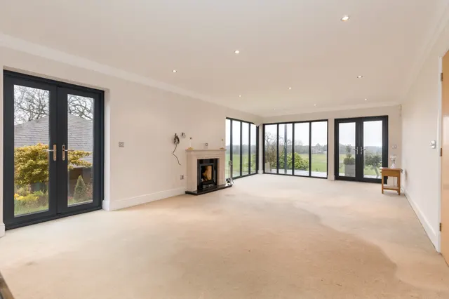 Mossy Lea Road, Wrightington, WN6, photo 2