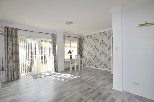 Freshwood Way, Wallington, SM6 0RL, photo 1