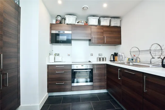 Roseberry Place, London, E8, photo 1