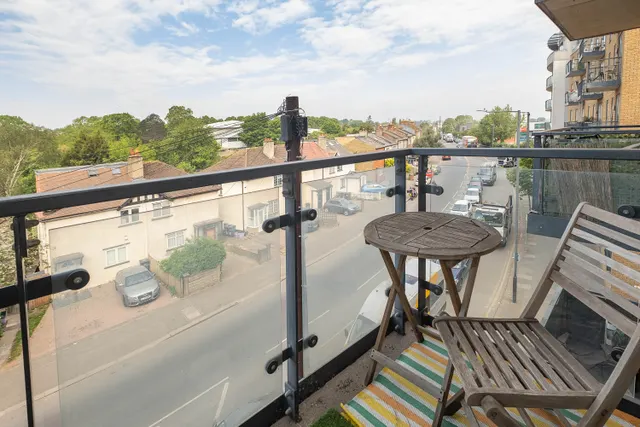 Photo 3 — 21 Durnsford Road, London, SW19