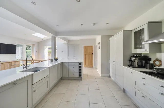 Ethelburt Avenue, Bassett Green, SO16, photo 3