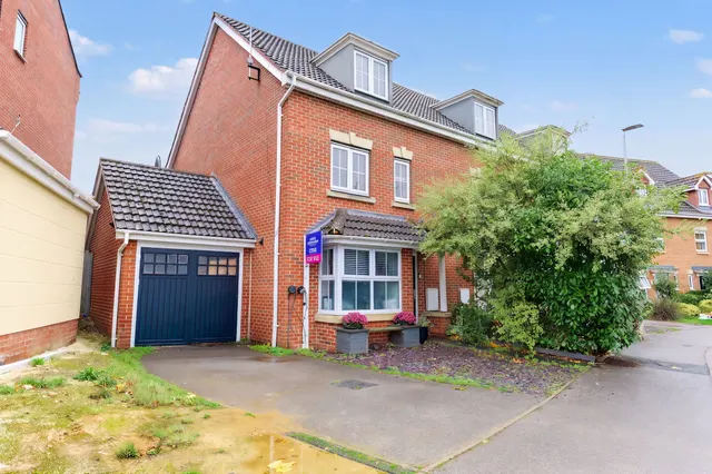 Middlebrook Green, Market Harborough, LE16, photo 1