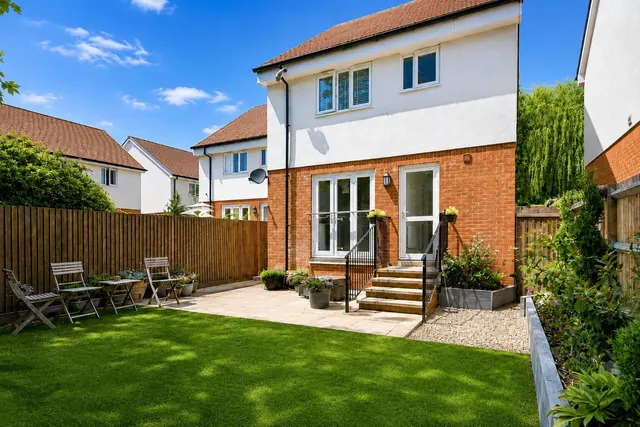 Lowbell Lane, London Colney, AL2, photo 1