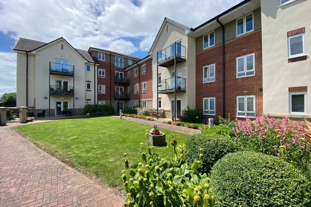 Slade Road, Portishead, BS20, photo 1