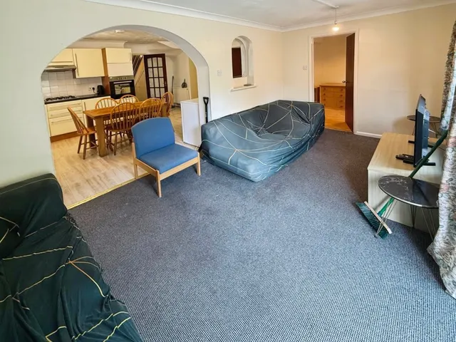 Photo 2 — Cedarview, Canterbury