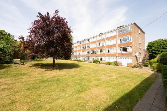 Photo 2 — Kersfield Road, London, SW15