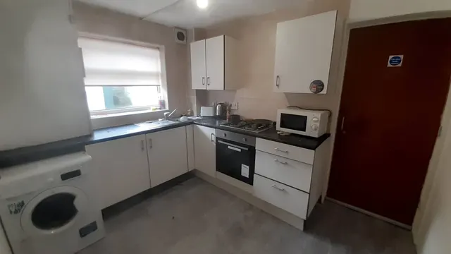Siskin Drive, Birmingham, B12, photo 2