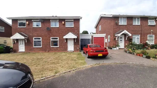 Siskin Drive, Birmingham, B12, photo 1