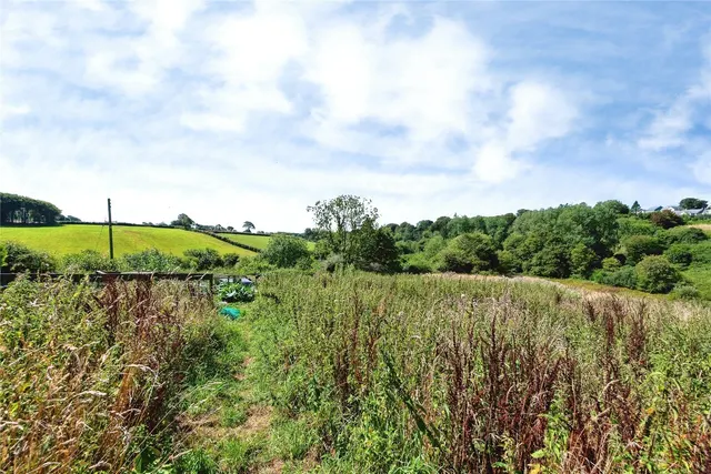 College Road, Camelford, PL32, photo 2