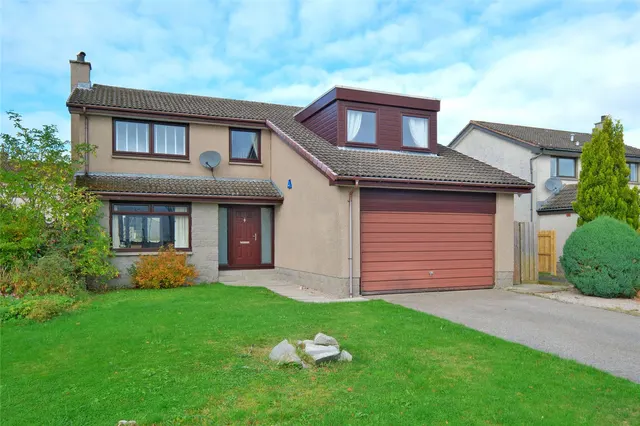 Hilltop Drive, Westhill, AB32, photo 1