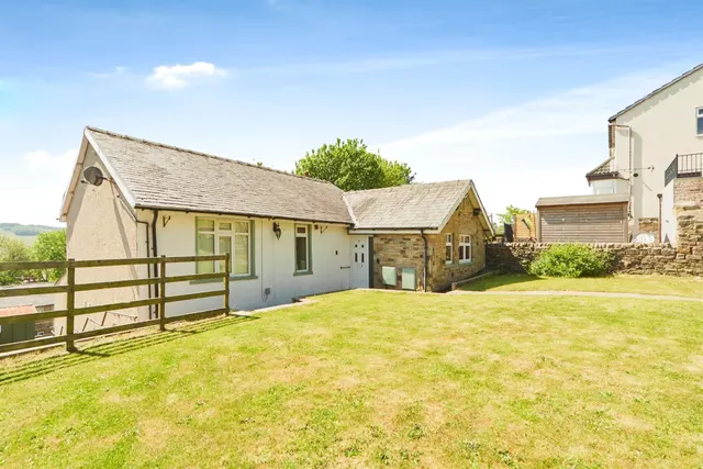 Braithwaite Edge Road, Keighley, BD22, photo 1