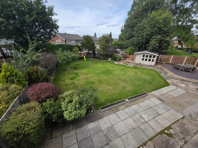 Longnor Road, Heald Green, photo 2