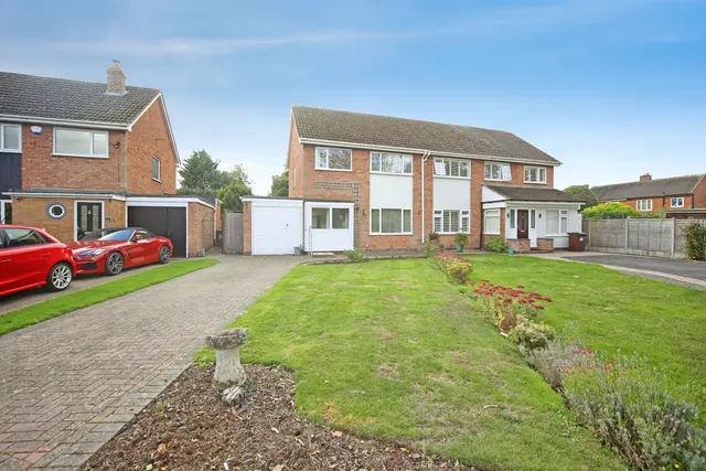 Milton Road, Bentley Heath, B93, photo 1