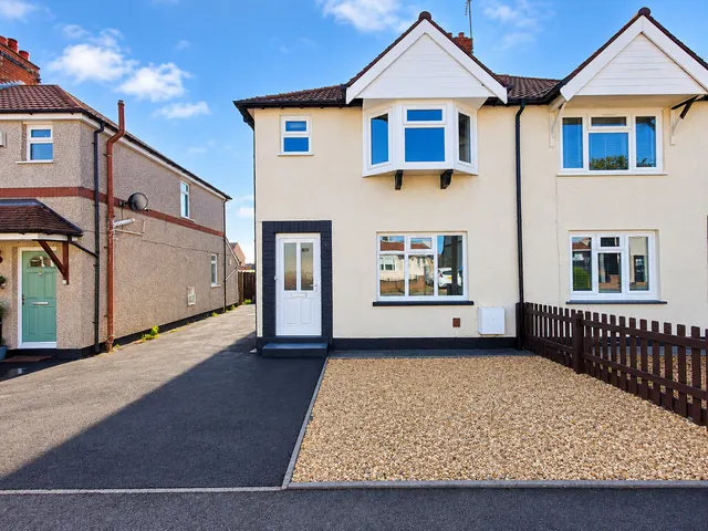 Cotton Grove, Hednesford, photo 1