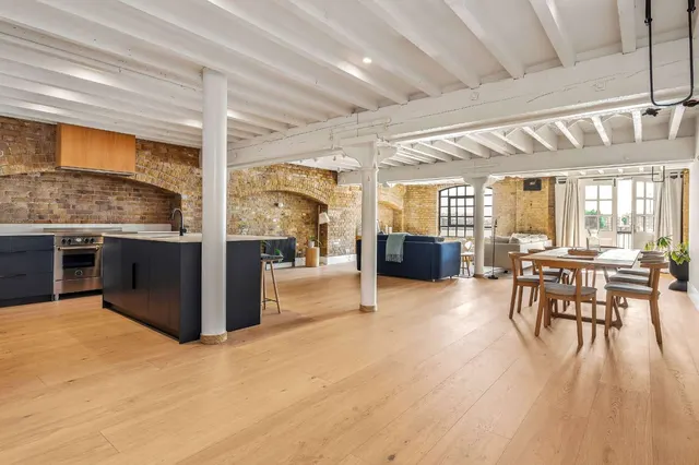 Wapping Wall, London, E1W 3TH, photo 1