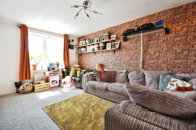 Hay Webb Close, Exeter, EX1, photo 3