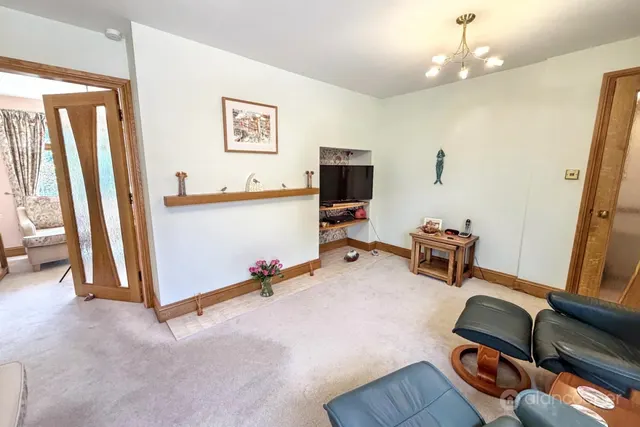 Newstead Close, Whitestone, CV11, photo 3