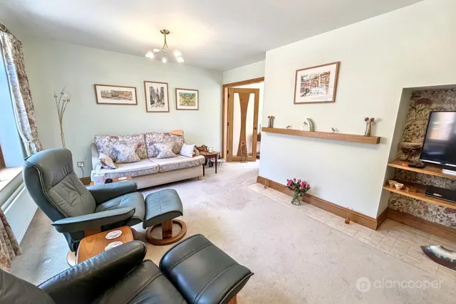 Newstead Close, Whitestone, CV11, photo 2