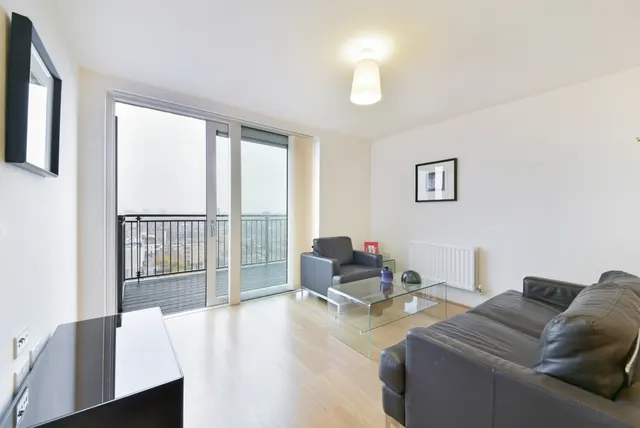 Collins Tower, Blues Street, Dalston, London, E8, photo 1