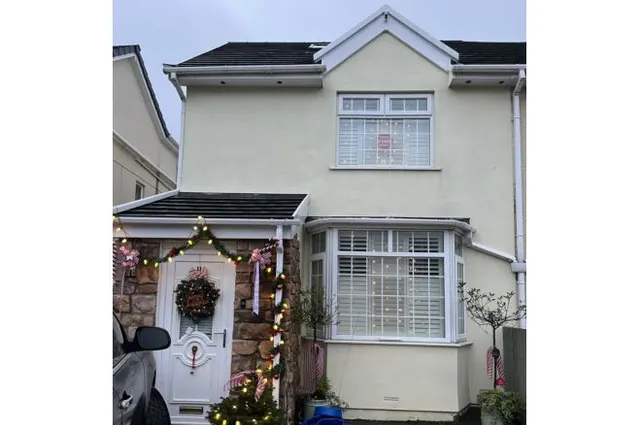 Waunfawr Park Road, Cross Keys, photo 1