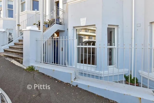 Hambrough Road, Ventnor, PO38, photo 1