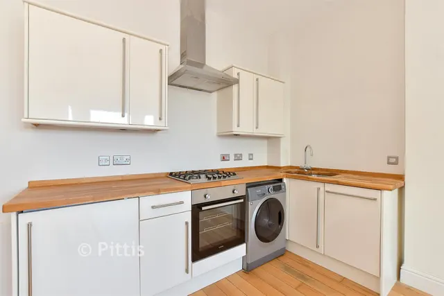 Hambrough Road, Ventnor, PO38, photo 3
