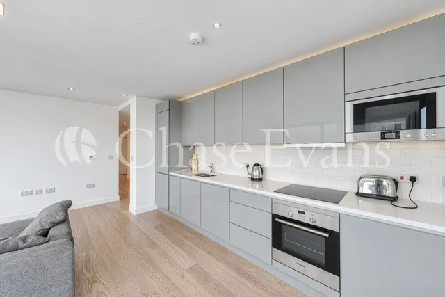 Trafalgar Place, Elephant & Castle, SE17, photo 3