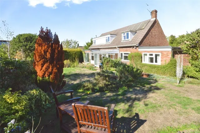 House Under Offer with 5 bedrooms in Bishop's Stortford, CM23, photo 1