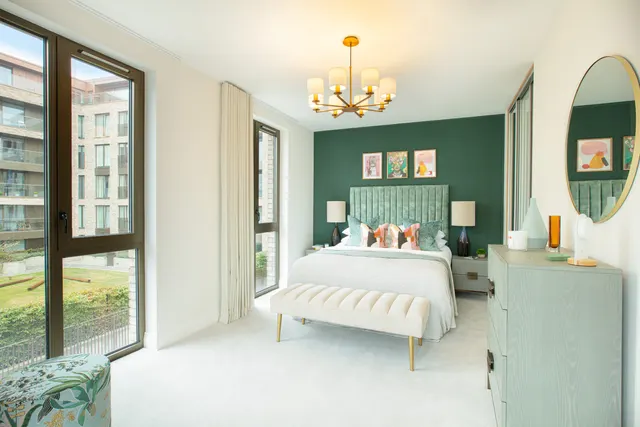 1 bedroom flat, The Claves Mill HIll, NW7
