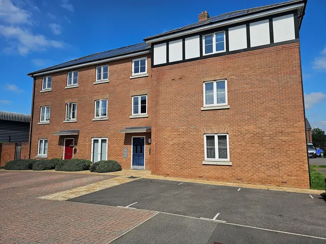 Chappell Close, Aylesbury, photo 1