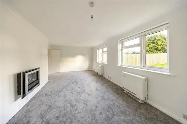 East Crescent, Swanton Morley, NR20, photo 3