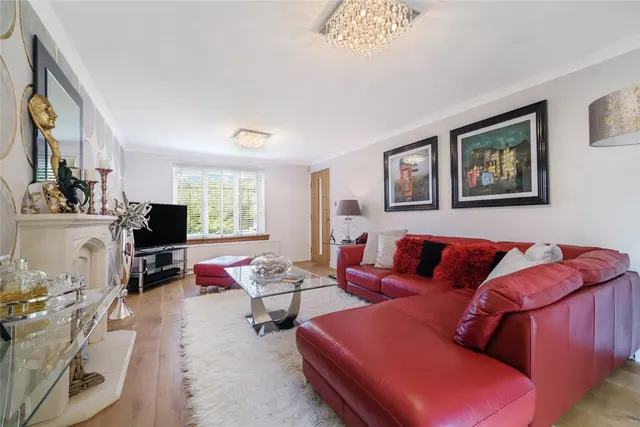 Photo 3 — McLaren Grove, Stewartfield, East Kilbride, South Lanarkshire, G74