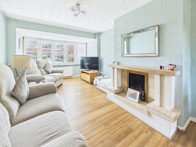 Annesley Crescent, Wigan, WN3, photo 3
