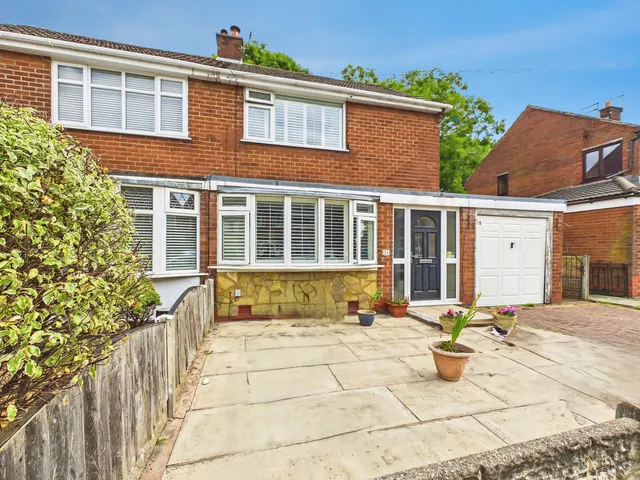 Annesley Crescent, Wigan, WN3, photo 1