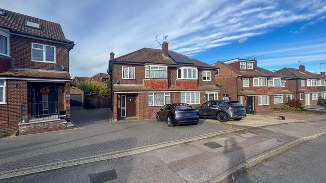 Cillocks Close, Hoddesdon, EN11, photo 1