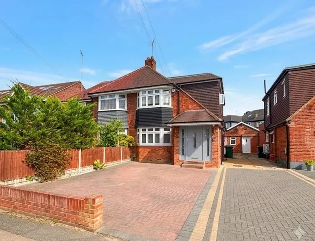 Devonshire Road, Mill Hill, NW7, photo 1
