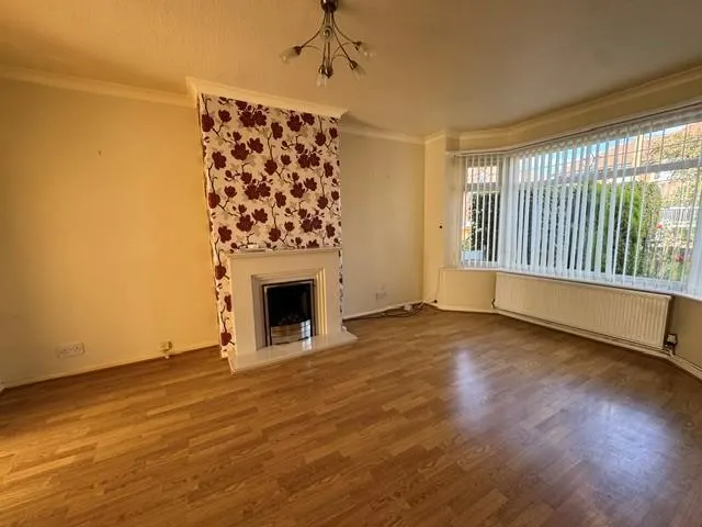 Cornwall Road, Heald Green, photo 2