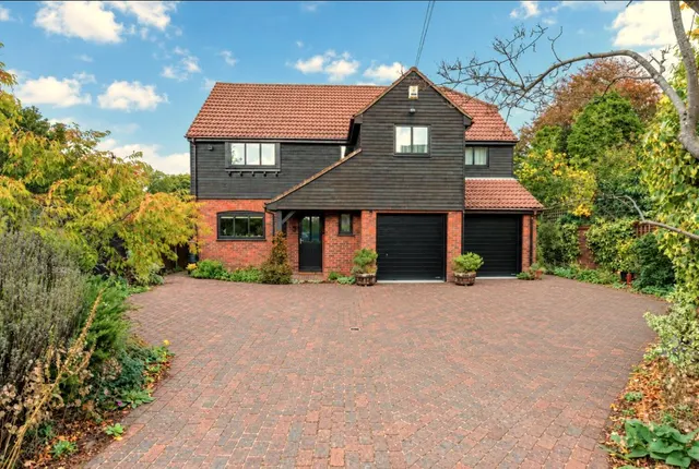 Toddington, Dunstable, photo 1