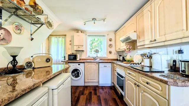 Elwyn Drive, Merthyr Tydfil, photo 2