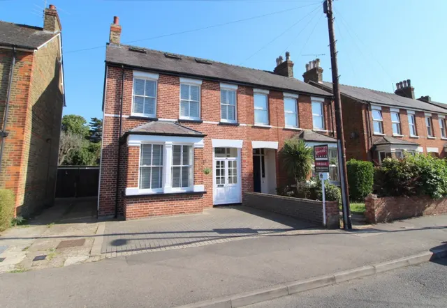 Woodthorpe Road, Ashford, photo 1