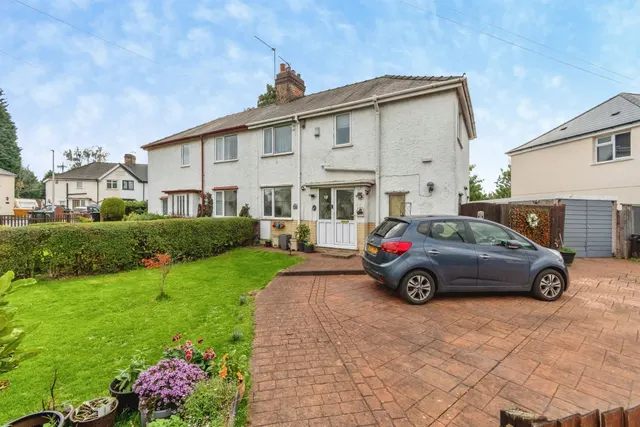Meryhurst Road, Wednesbury, WS10, photo 1