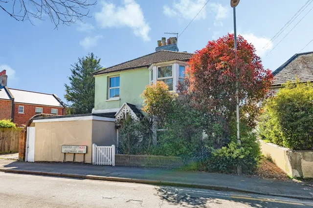 Photo 3 — Chievely Cottages, St. Leonards-On-Sea