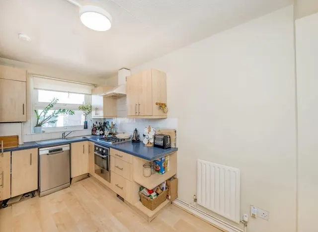 Photo 2 — Upper Richmond Road, Putney, SW15