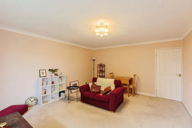 Park View Court, Blackpool, FY4, photo 3