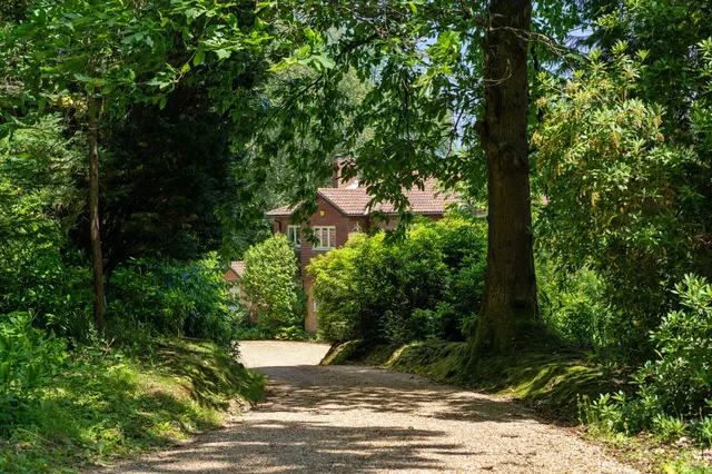 Private Road, Balcombe, RH17, photo 1
