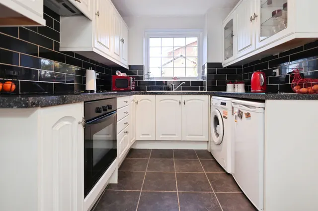Druids Avenue, Rowley Regis, B65, photo 3